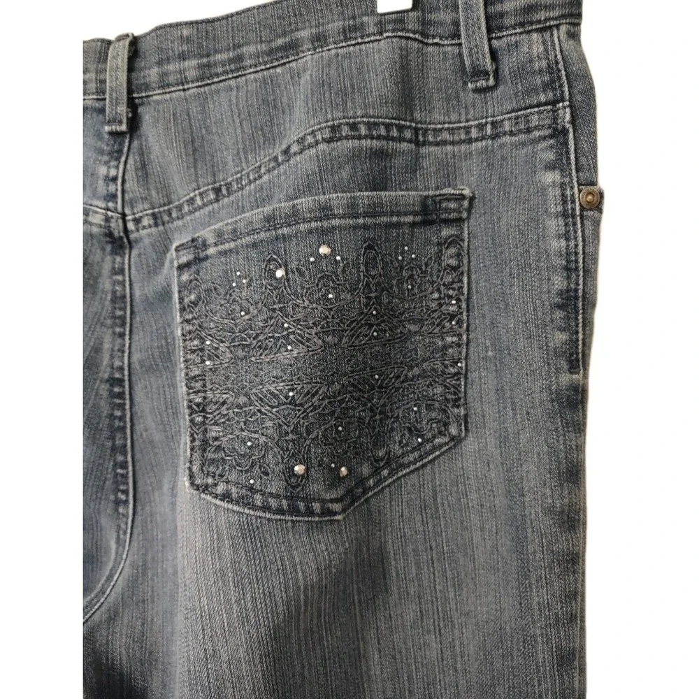 Gloria Vanderbilt Jeans Woman's  Adult‎ Size 14P Embroidered Pockets Logo  Denim